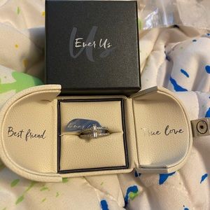 1/3ctw size 6.5 Ever Us Diamond Baguette Ring EUC